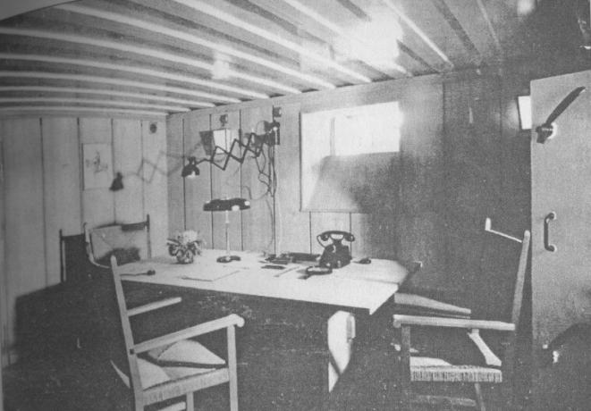 Kantor Hitler di kediaman "Felsennest"