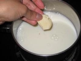 Susu bawang putih - obat tradisional tua untuk banyak penyakit.
