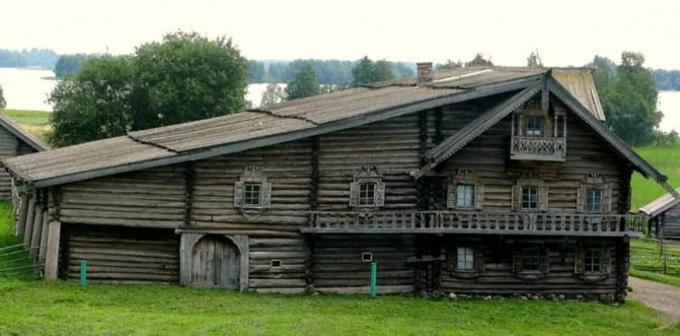 Ini adalah rumah yang dibangun di Rusia. Sumber foto: kelohouse.ru