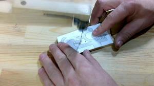 Cara membuat gantungan untuk mesin pakaian jigsaw